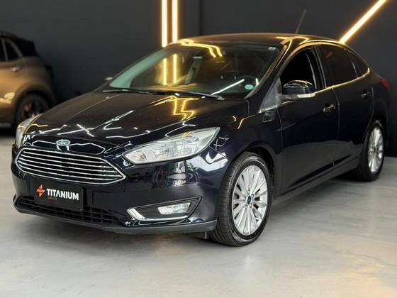 FORD FOCUS 2.0 TITANIUM 16V FLEX 4P POWERSHIFT